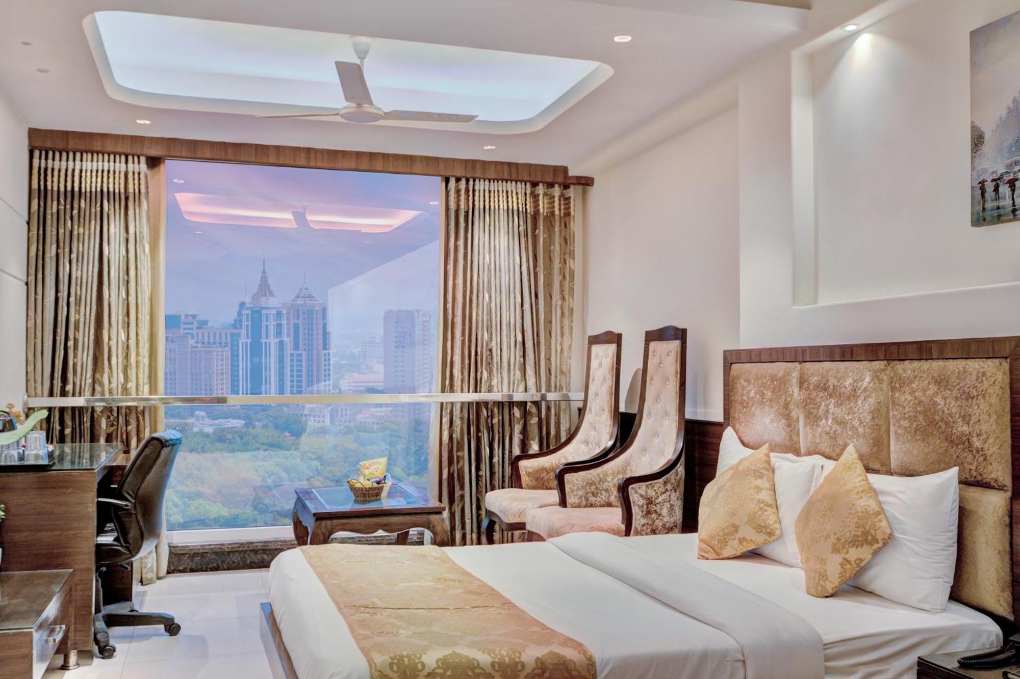 Empire Suites, New Delhi Exterior photo
